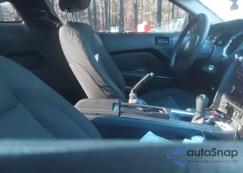 2010 Ford Mustang V6 from USA, damaged, VIN 1ZVBP8AN6A5120898